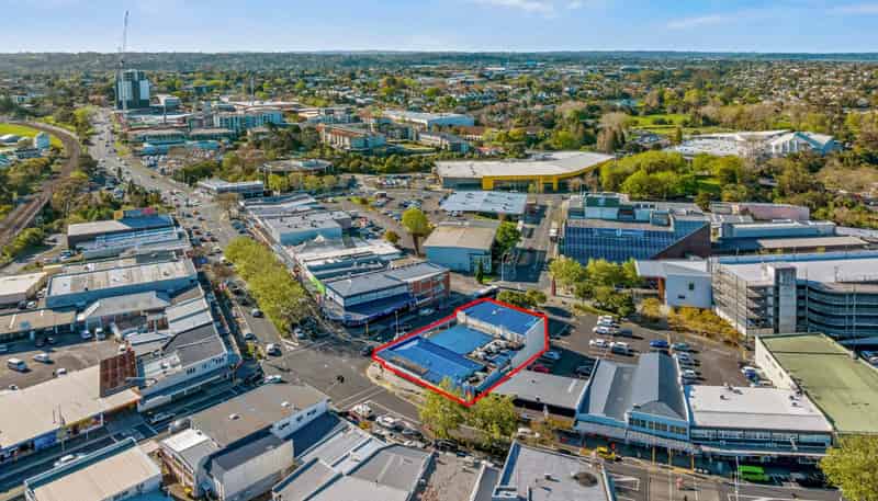 373 Great North Road, Henderson