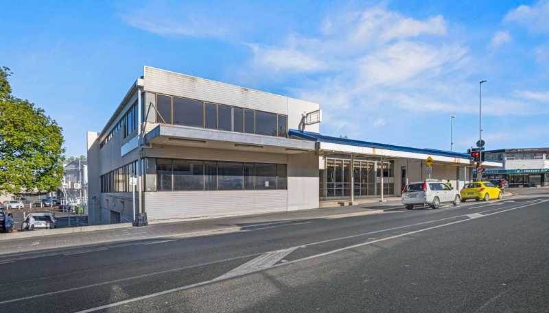 373 Great North Road, Henderson