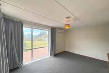 6 Avro Crescent, Hornby