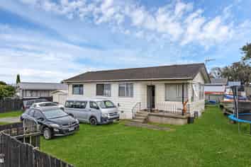 1 Becker Drive, Weymouth