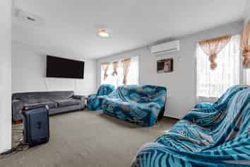 1 Becker Drive, Weymouth