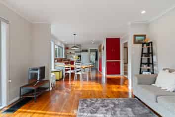 66 Hungerford Road, Houghton Bay