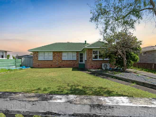 13 Albion Place, Papakura