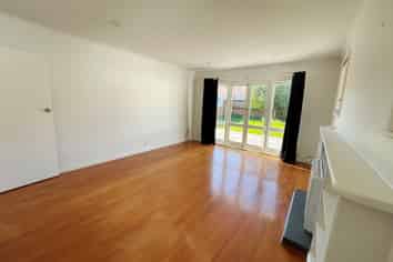 1/10 Walter St, Takapuna