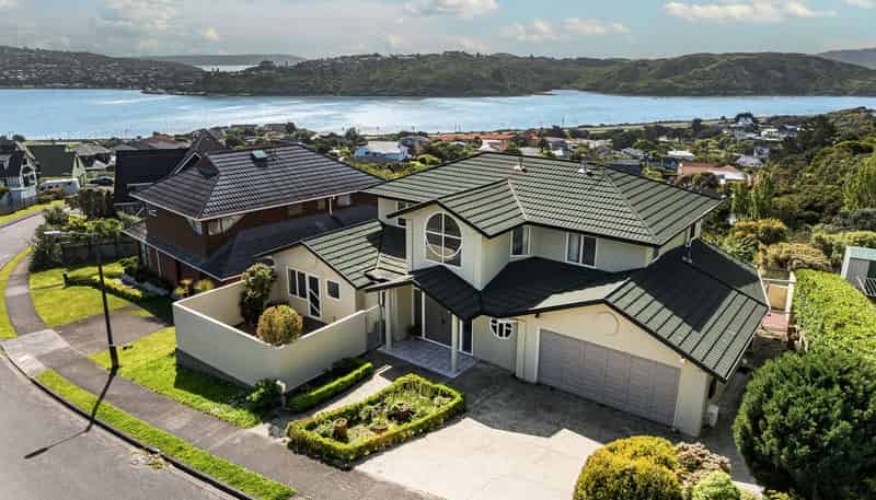 35 Halladale Road, Papakowhai