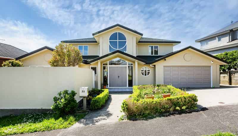 35 Halladale Road, Papakowhai