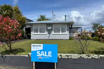 11 Anne Street, Tokoroa