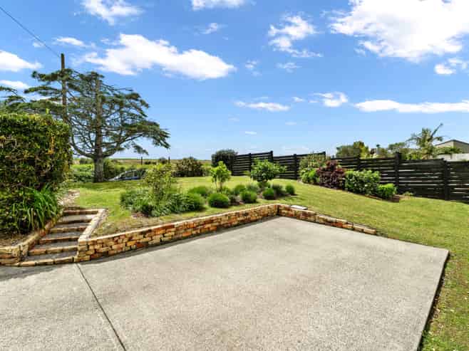 9 Weir Crescent, Onerahi