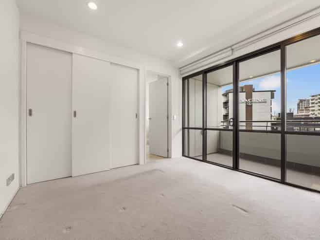 1205/18 Beach Road, Auckland Central