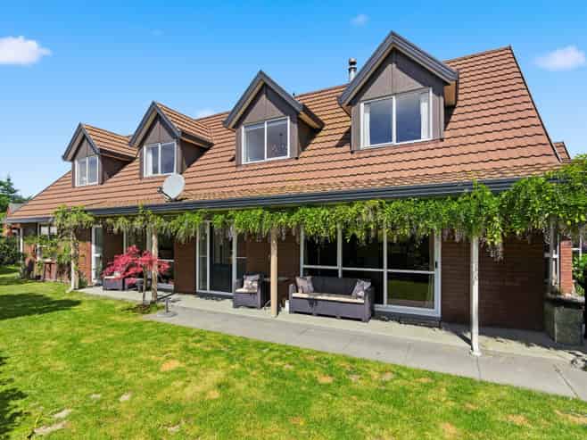 23 Cherrywood Place, Redwood