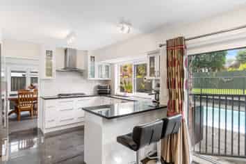 174 Prince Regent Drive, Farm Cove