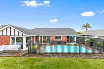 174 Prince Regent Drive, Farm Cove