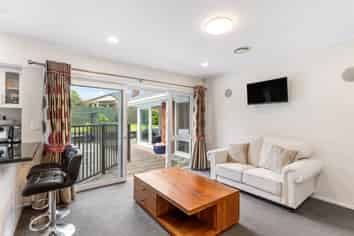 174 Prince Regent Drive, Farm Cove