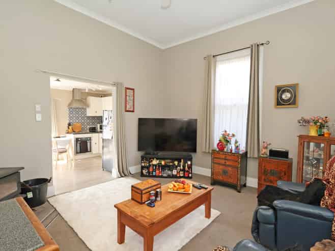 16 Morell Street, Strathern