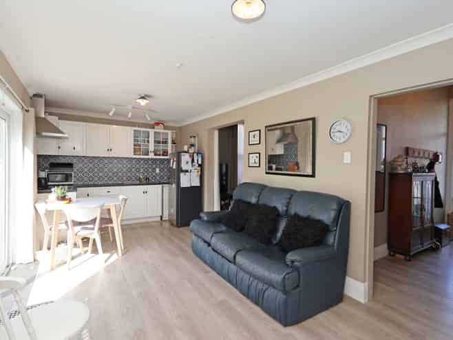 16 Morell Street, Strathern