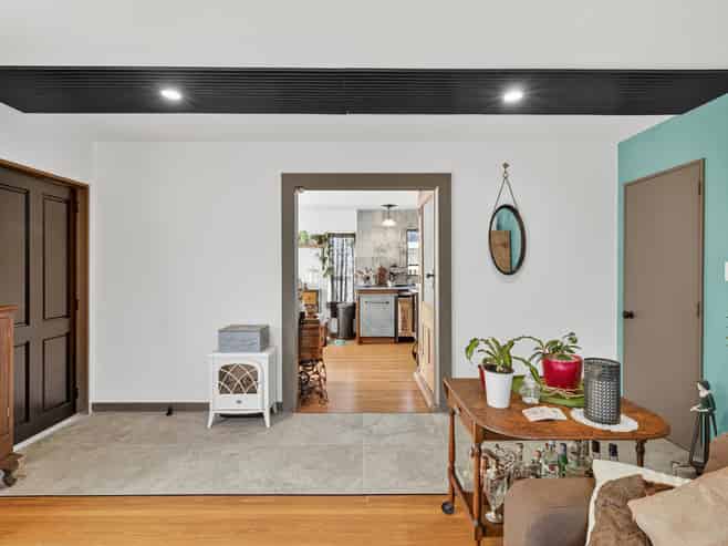 2/44 Shakespeare Road, Waltham