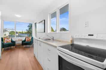 14 Juniper Road, Sunnynook