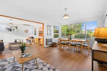 14 Juniper Road, Sunnynook