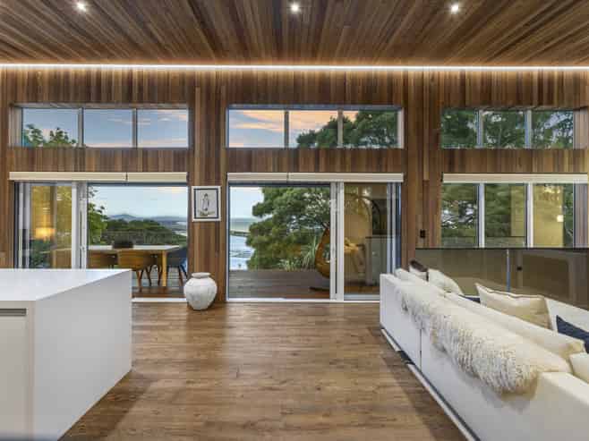 16 Starwood Lane, Clifton