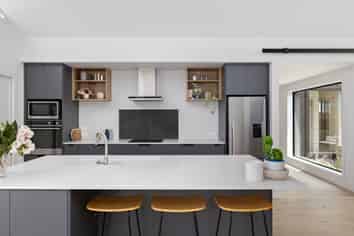 15 Riverslea Rd, Wanaka