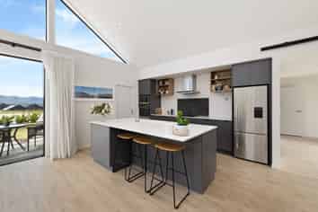 15 Riverslea Rd, Wanaka