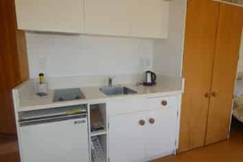 Studio Flt/177 Barnard Street, Wadestown