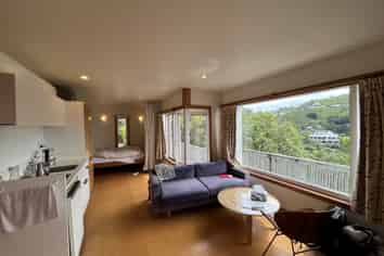 Studio Flt/177 Barnard Street, Wadestown