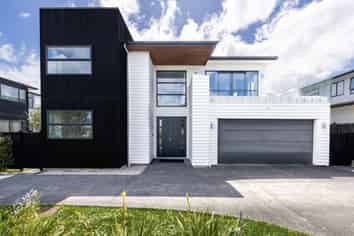 9 Caldera Drive, Long Bay