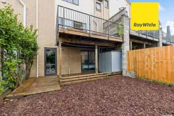 9/172 Mcleod Road, Te Atatu South