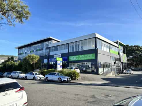 Heat pumped with at door parking