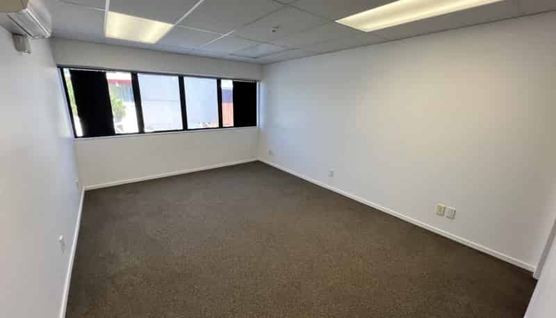 AG3/5 Bouverie Street, Petone