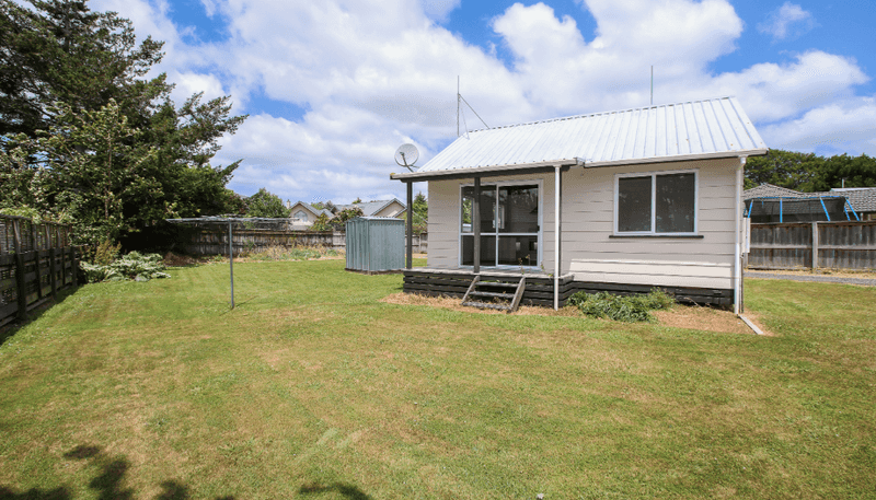 6 Rowling Place, Leamington