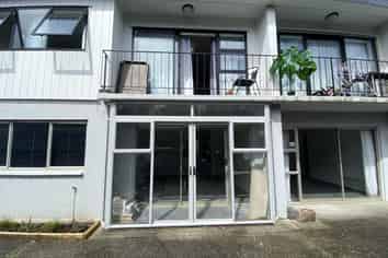 3/767 Beach Road , Browns Bay