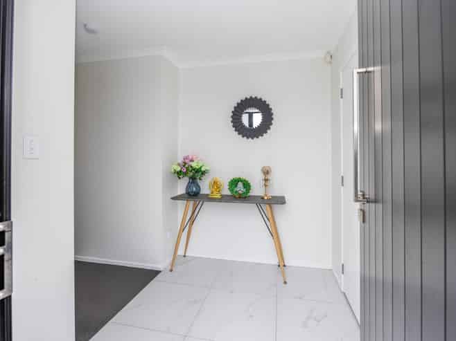 7 Heke Lane, Glenview