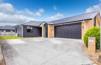 7 Heke Lane, Glenview