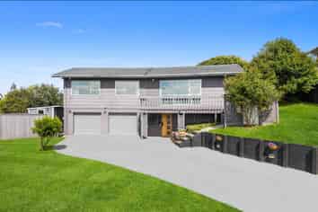 5 Cyclarama Crescent, Massey
