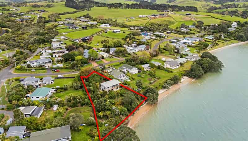 6 Sergeant Road, Awhitu