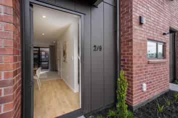 D2/9 Vesty Avenue, Hillcrest