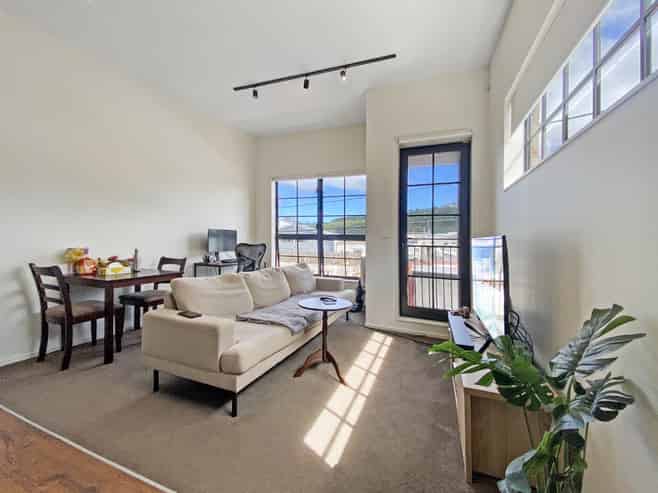 4A/56 Victoria Street, Petone