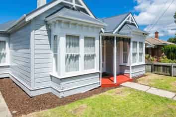 94 North Road, North East Valley