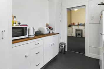 94 North Road, North East Valley