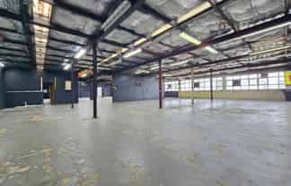 Prime city fringe warehouse