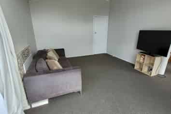 9 Brennan Avenue, Te Atatu Peninsula