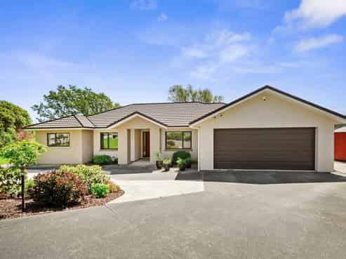 39 Nelson Crescent, Wainuiomata