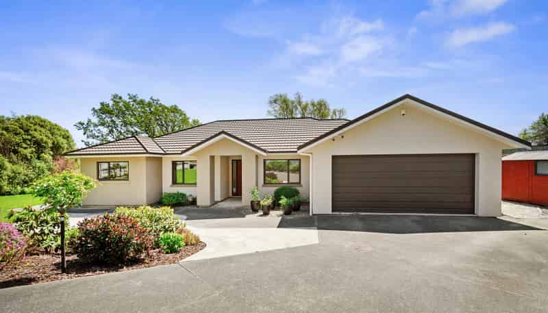 39 Nelson Crescent, Wainuiomata