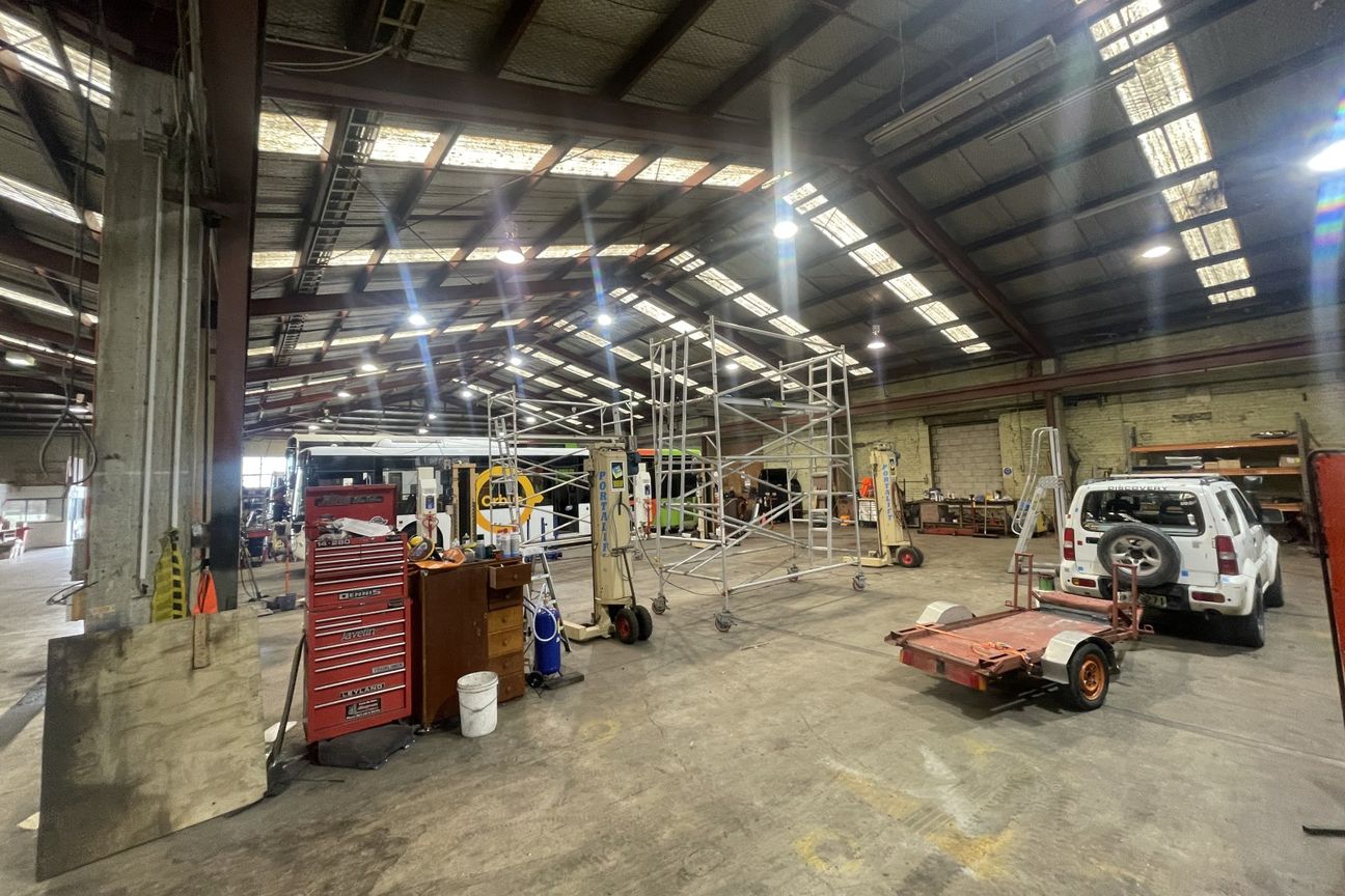 Industrial For Lease - 1,643 m² - Bild 6