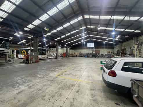 Industrial For Lease - 1,643m2