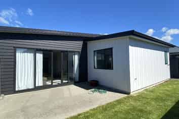 2 Nathan Lane, Masterton