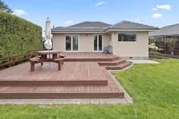 43 Daniels Road, Redwood