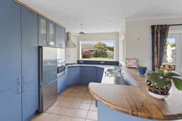 43 Daniels Road, Redwood